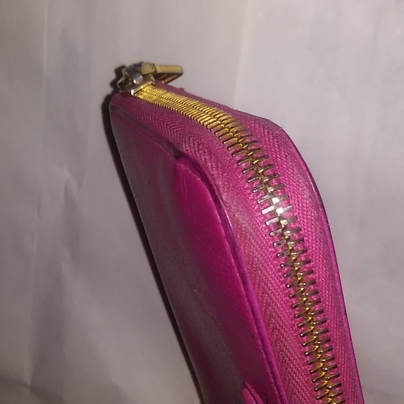 Miu Miu accordion zip wallet EUC - Picture 3 of 8